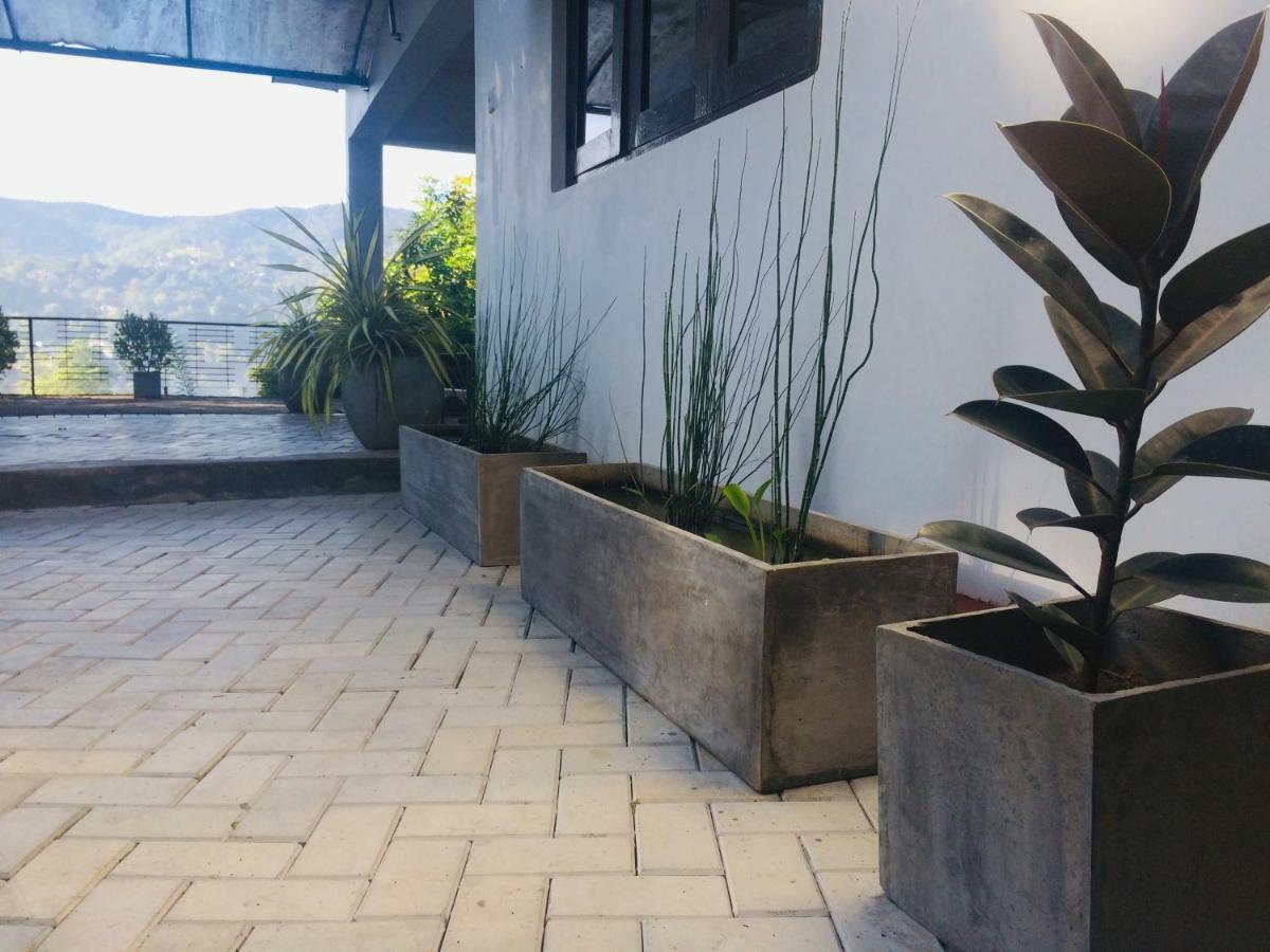 Selyna Sky Terrace Bed & Breakfast Kandy Luaran gambar